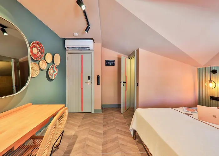 Luff Boutique - Adult Only Hotell 3*