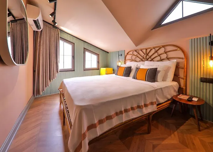 Luff Boutique - Adult Only