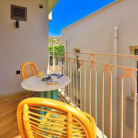 מלון Luff Boutique - Adult Only 3*