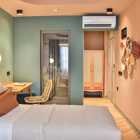 Luff Boutique - Adult Only 3*