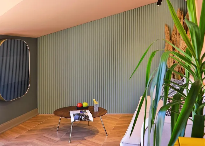 Luff Boutique - Adult Only 3*